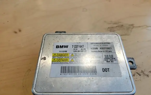 Headlight ballast module Xenon