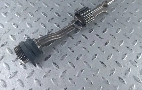 Volkswagen PASSAT B8 USA Balance shaft 06K103305A