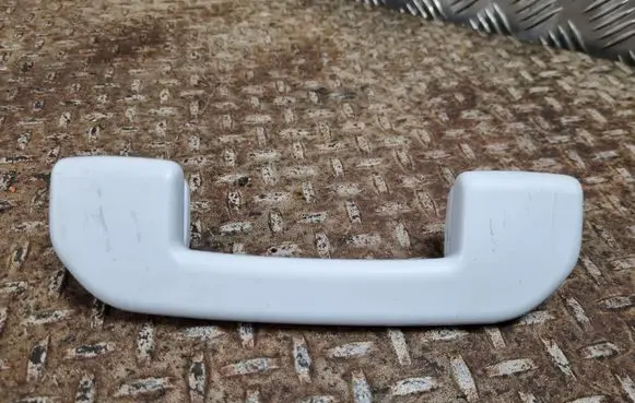 Opel Grandland X Rear interior roof grab handle