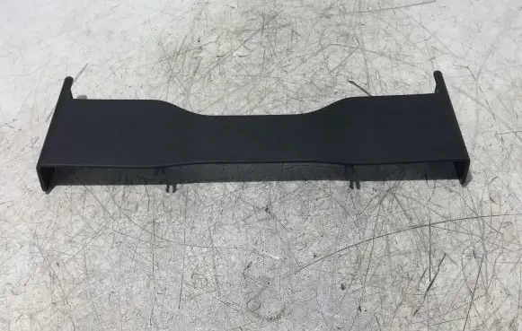 Volkswagen Touran III Seat trim 5TA883391B
