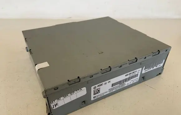 Audi A6 S6 C7 4G GPS navigation control unit/module 4G0035082B 4G0035082