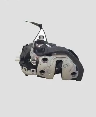 Toyota Prius (XW50) Rear door lock Q5114120