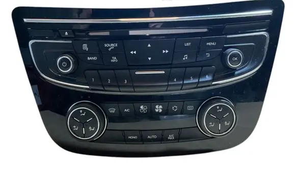Peugeot 508 Climate control unit E1077072 072011210246236