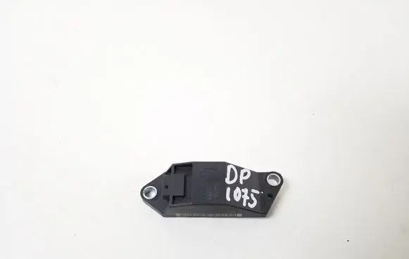 Mercedes-Benz SLK R171 Airbag deployment crash/impact sensor A0018209326