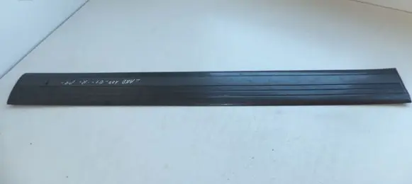 Toyota Land Cruiser (J100) Front door trim (molding) 7573160120 TOYOTA7573160120