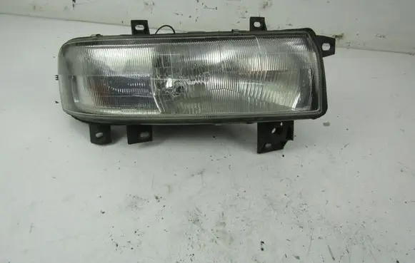 Renault Master II Headlight/headlamp 38200748