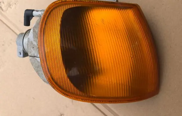 Volkswagen Polo III 6N 6N2 6NF Front indicator light