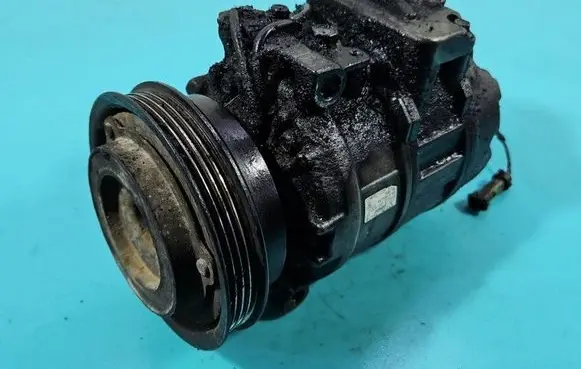 Volkswagen PASSAT B5.5 Air conditioning (A/C) compressor (pump) 447220-8184 IMPRK1518538