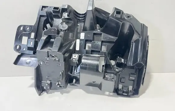 BMW X6 G06 Rear bumper mounting bracket 8086294