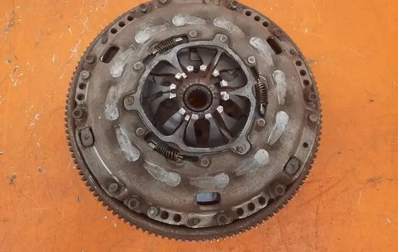 Skoda Octavia Mk2 (1Z) Clutch set kit 123042610