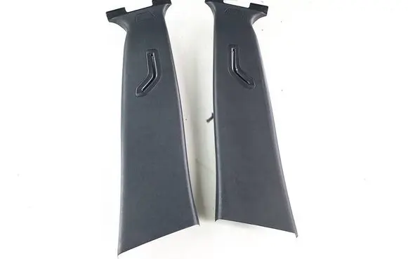 Volvo V50 (B) pillar trim (top) 