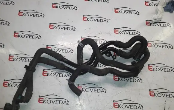 Land Rover Range Rover Sport L320 Engine coolant pipe/hose JBH501760