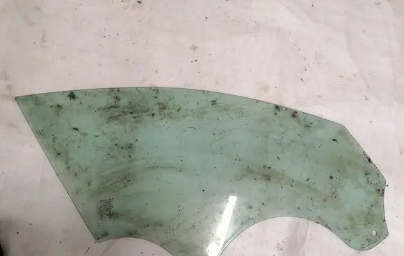 Jaguar XF X260 Front door window glass four-door 43R011582