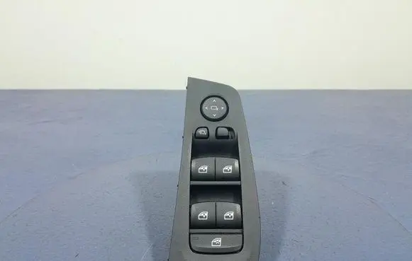 BMW M4 F82 F83 Electric window control switch 7948784