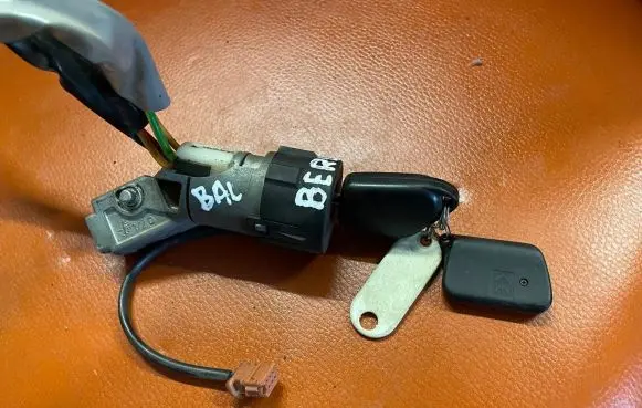 Citroen Berlingo Ignition lock 9663123280