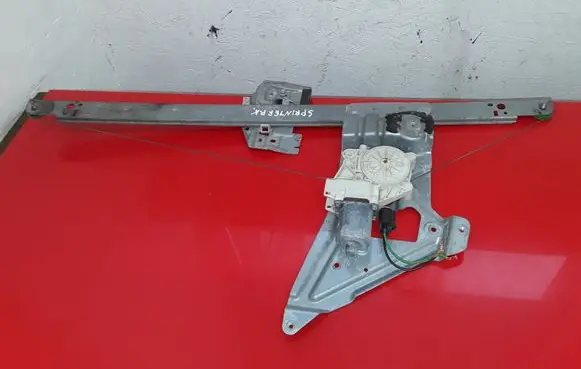 Mercedes-Benz Sprinter W906 Front door window regulator with motor A0068205542 995185103