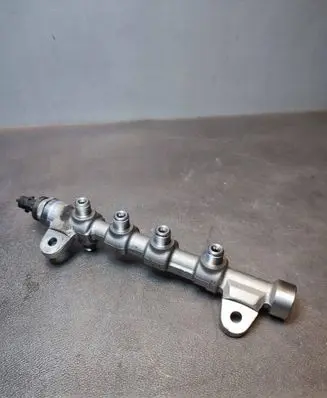 Opel Insignia A Fuel main line pipe 0281006158