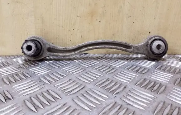 Mercedes-Benz E W212 Rear traction arm rod 