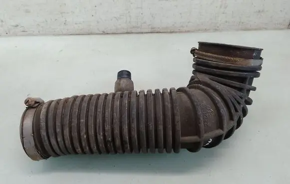 SsangYong Rexton I Air intake hose/pipe 2372108400