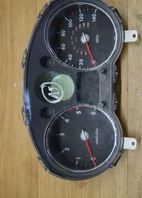 Nissan Qashqai Speedometer (instrument cluster)