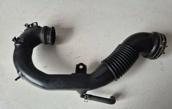 Mitsubishi ASX Air intake hose/pipe 1505A430