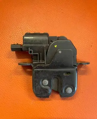 Renault Scenic III - Grand scenic III Tailgate/trunk/boot lock/catch/latch 846300003R