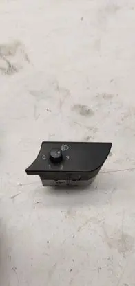 Audi A4 S4 B7 8E 8H Headlight level height control switch 8E1919094