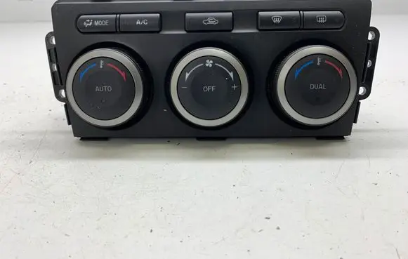 Mazda 6 Climate control unit GAM761190B T1005815JD