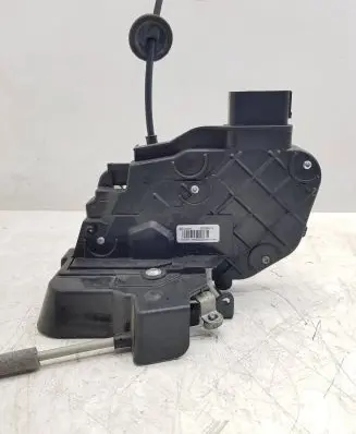 Volvo XC60 Rear door lock 30799318 A048069 2059MC75RB