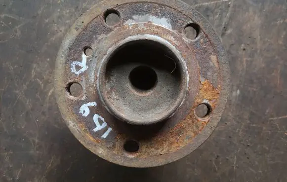 Mercedes-Benz A W169 Rear wheel hub