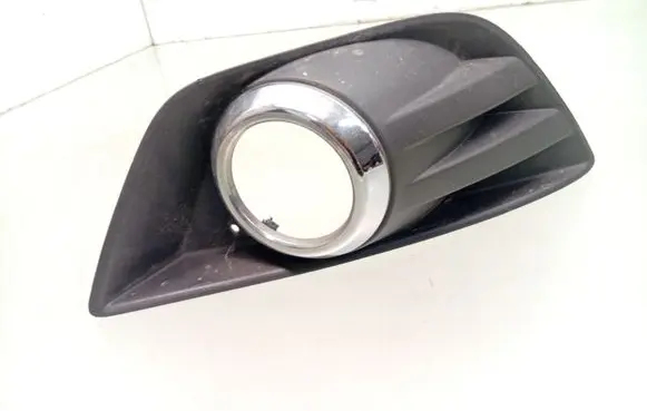 Ford Kuga I Front fog light trim/grill 8V4119952A