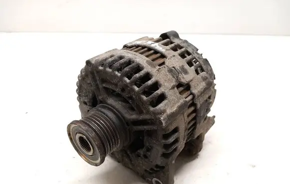 Audi A6 S6 C6 4F Generator/alternator 03G903016L 0121715077 14V180A