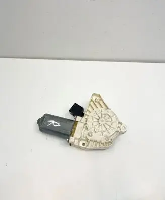 Mercedes-Benz SL R231 Front door window regulator motor A2078200642 2078200642