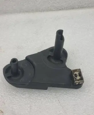 Audi A3 S3 8P Gear shift cable bracket 1K0711203F 1K0711202J