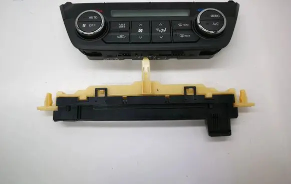 Toyota RAV 4 (XA40) Interior fan control switch 75F546