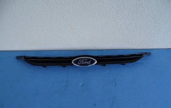 Ford B-MAX Front grill AV1117K945BAW