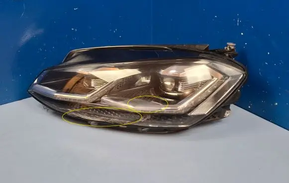 Volkswagen Golf VII Headlight/headlamp 5G1941035C 1EX01306629