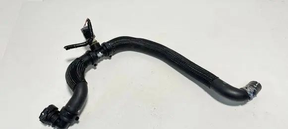 Engine coolant pipe/hose