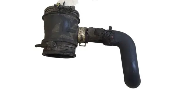 Mazda 6 Air intake hose/pipe SH0113225