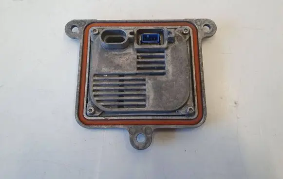 Tesla Model S Xenon control unit/module A70525701HQ 00005076 25XT6A12V