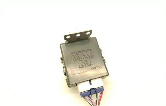 Lexus RX 330 - 350 - 400H Door central lock control unit/module 8597048020