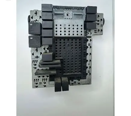 Volvo V70 Central body control module 8645170 8645171 00W113
