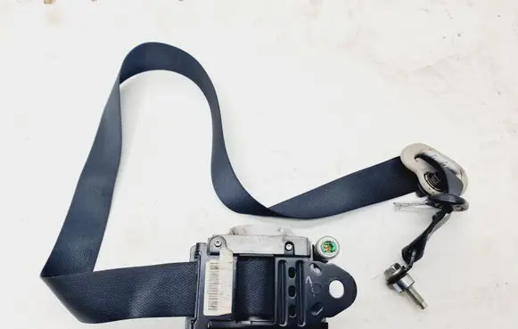 Nissan Note (E11) Front seatbelt 305743499JN7AH
