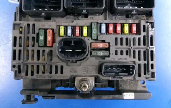 Peugeot 407 Fuse box set 9656086080