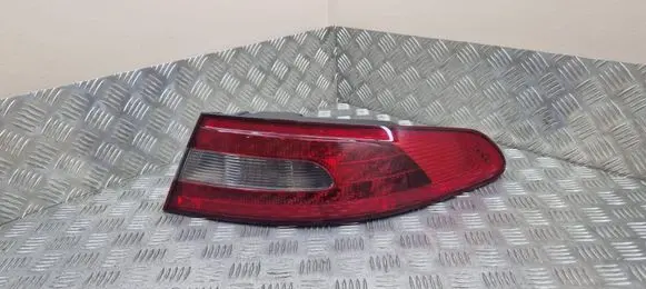 Jaguar XF X250 Rear/tail lights 8X2313404BD 2VP23804704