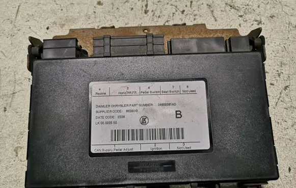 Chrysler Voyager Seat control module 04602581AD 86390B