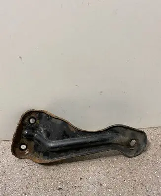 Fiat Freemont Other engine bay part 020AAD4712