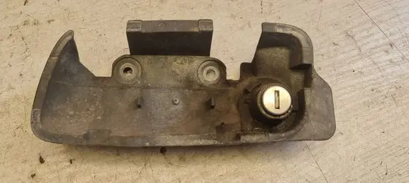Opel Zafira A Coupe door lock (next to the handle) L770