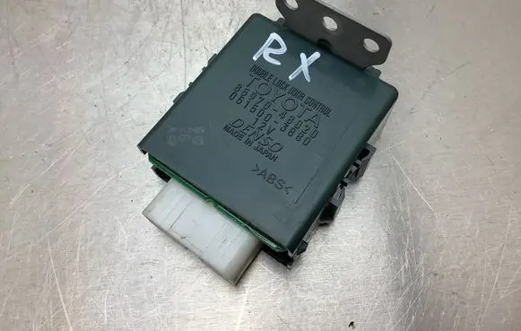 Lexus RX 330 - 350 - 400H Door central lock control unit/module 8597048020 0515003880
