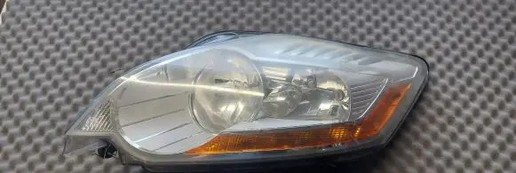 Ford Kuga I Headlight/headlamp 8V4113W030BE 1LJ00969603